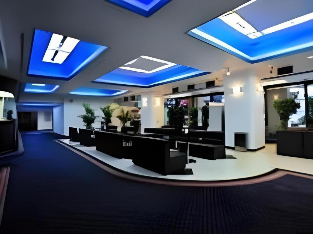 Tokyo Business Hotel Zewnętrze zdjęcie