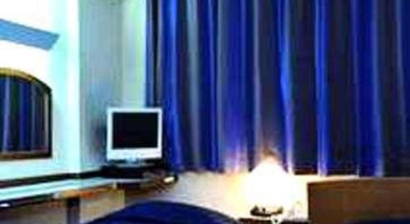 Tokyo Business Hotel Zewnętrze zdjęcie